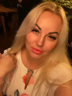 Александрина escort in Tyumen