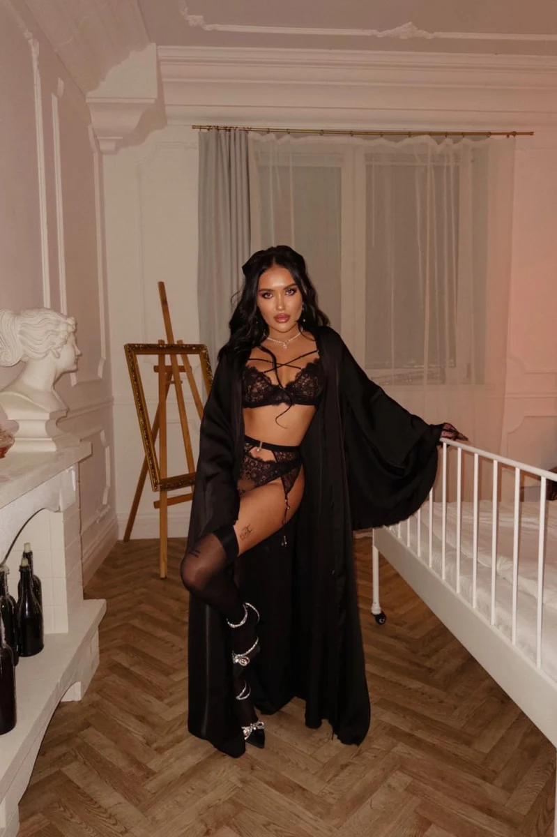 Алика escort in Tyumen