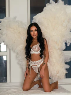 Алика escort in Tyumen