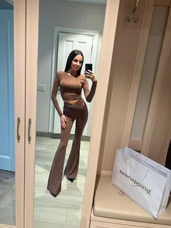 Анетта escort in Tyumen