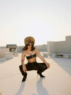 Делия escort in Tyumen