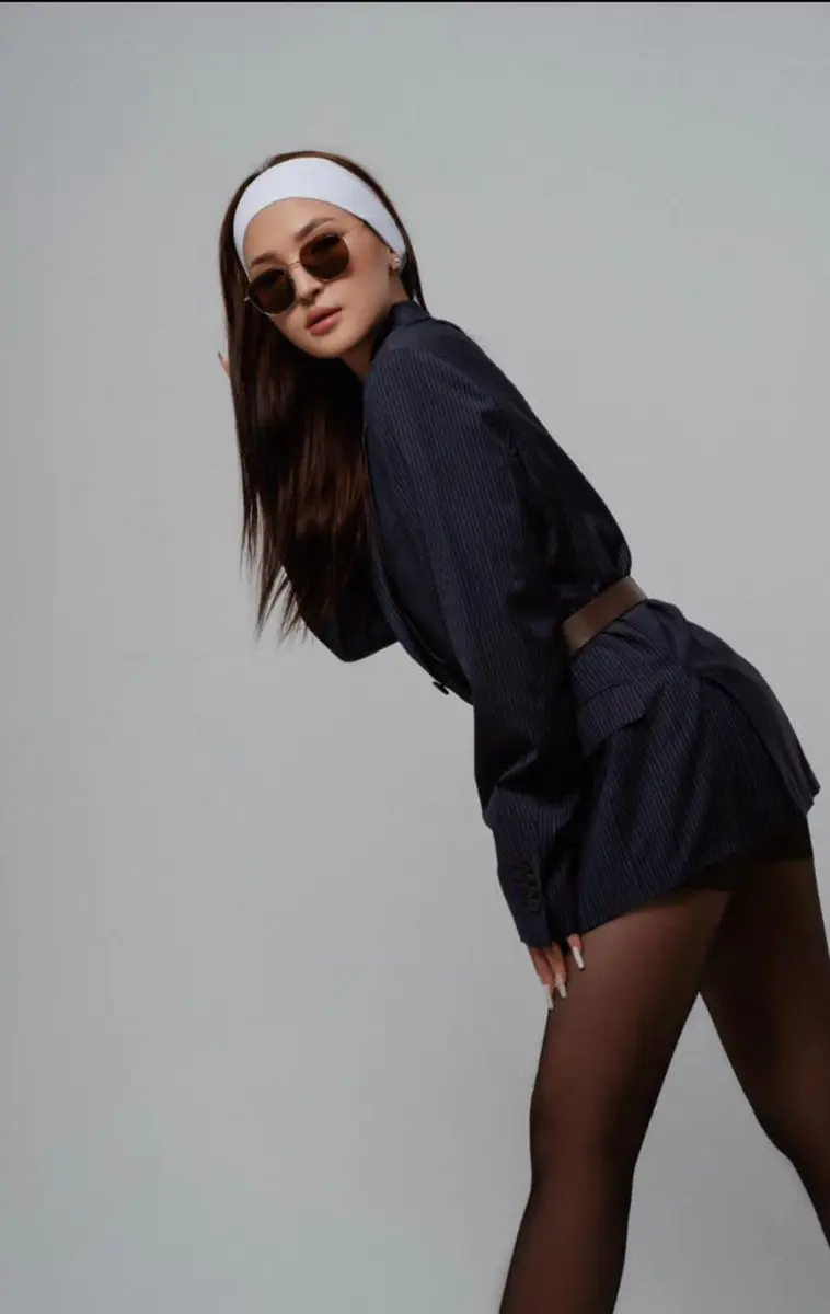 Дженни escort in Tyumen