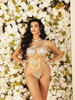 Эмили escort in Tyumen