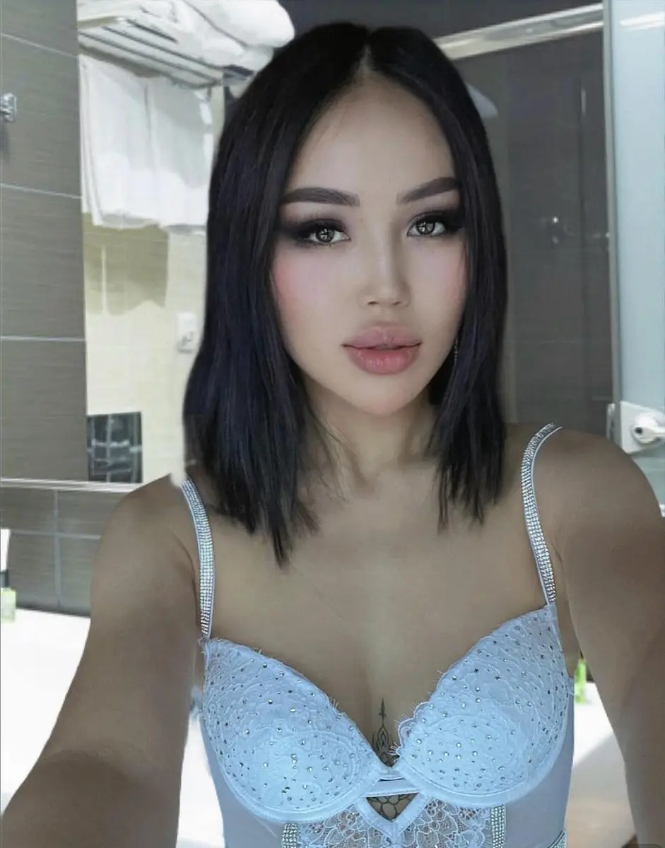 Фаина escort in Tyumen