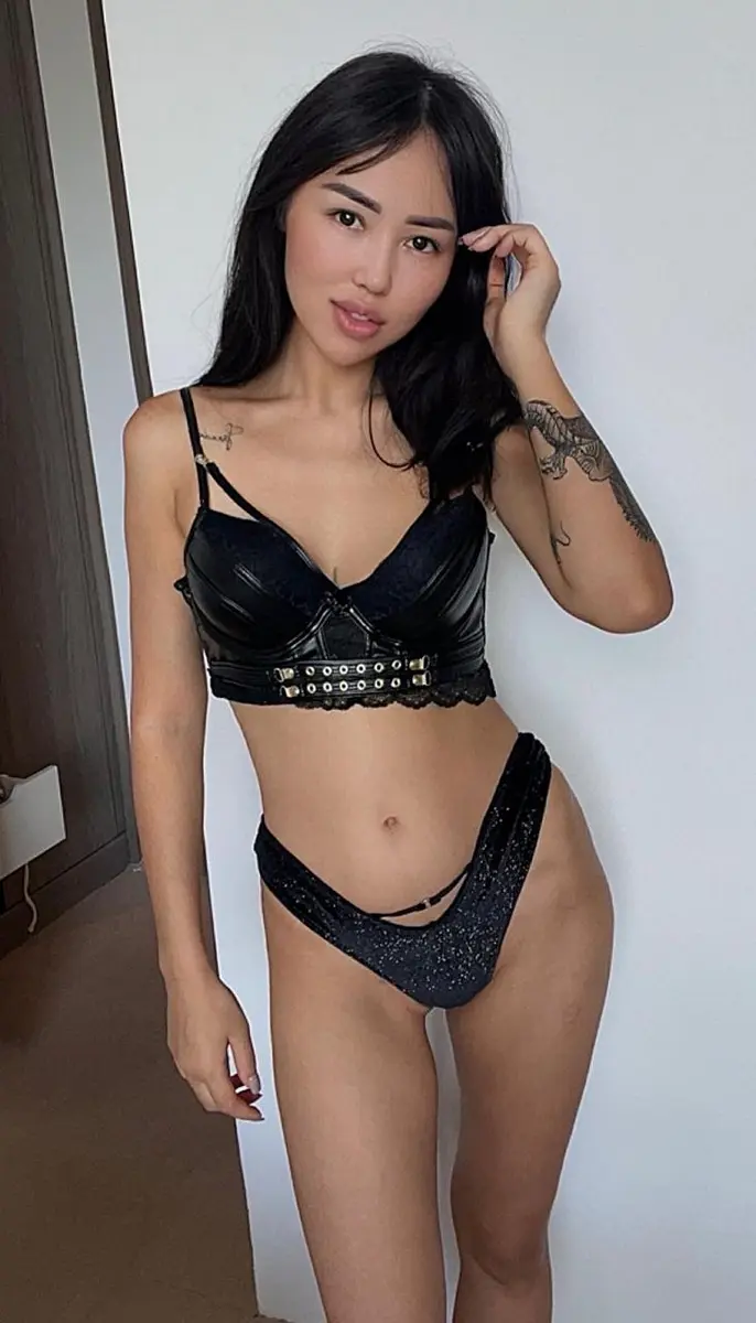 Фаина escort in Tyumen