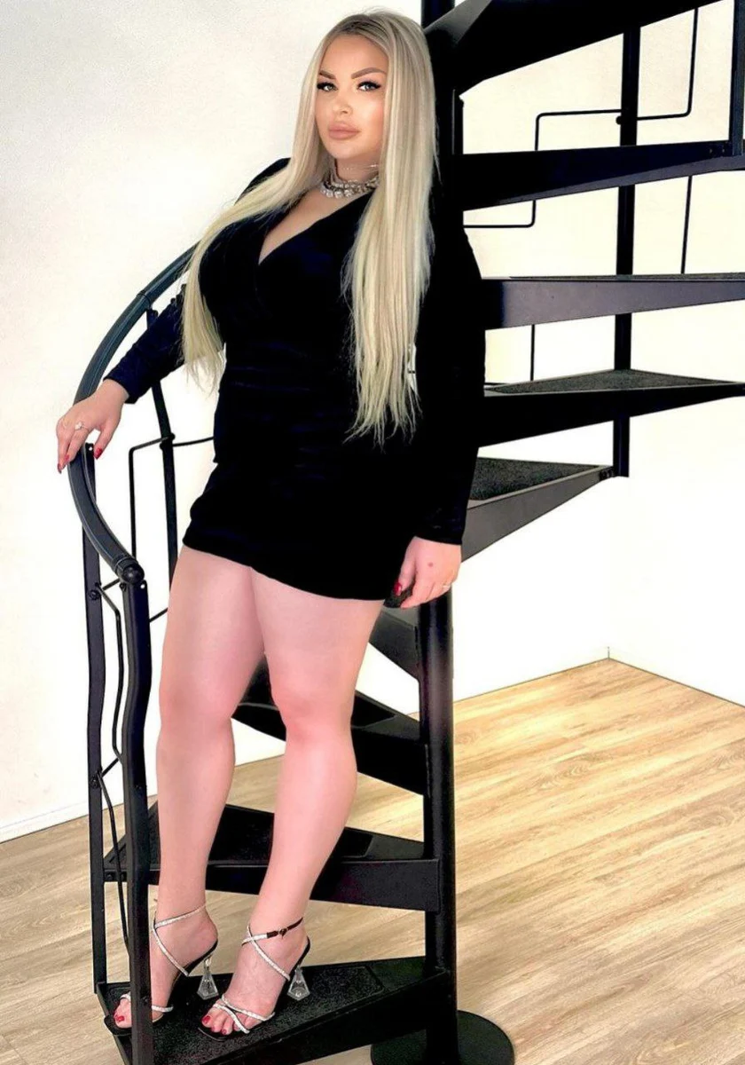 Инга escort in Tyumen