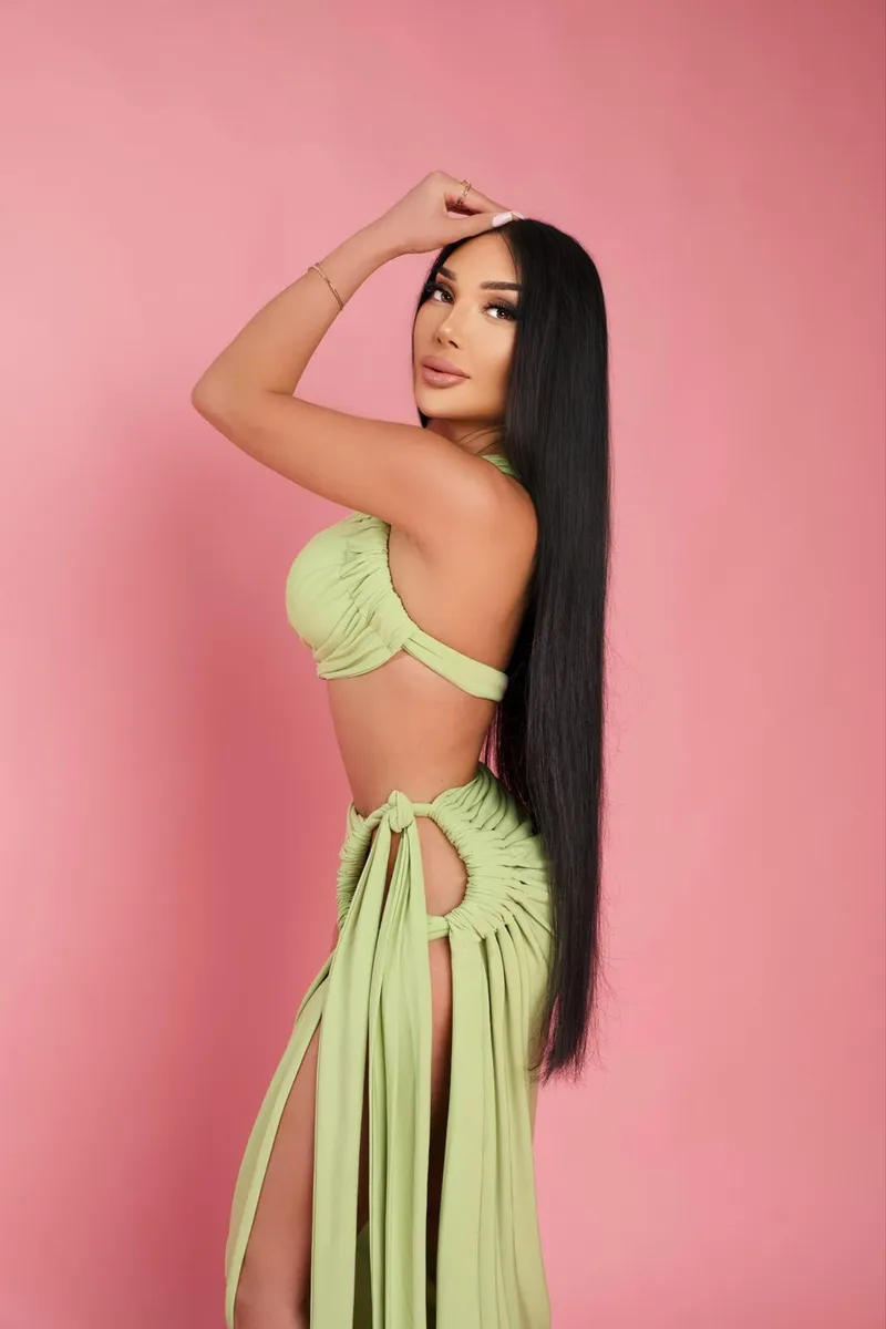 Камилла escort in Tyumen