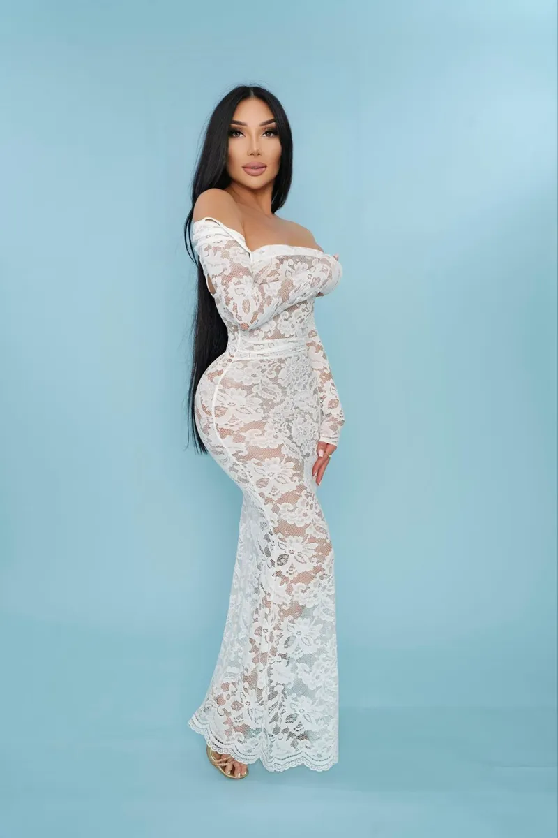 Камилла escort in Tyumen