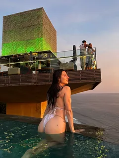 Кари escort in Tyumen