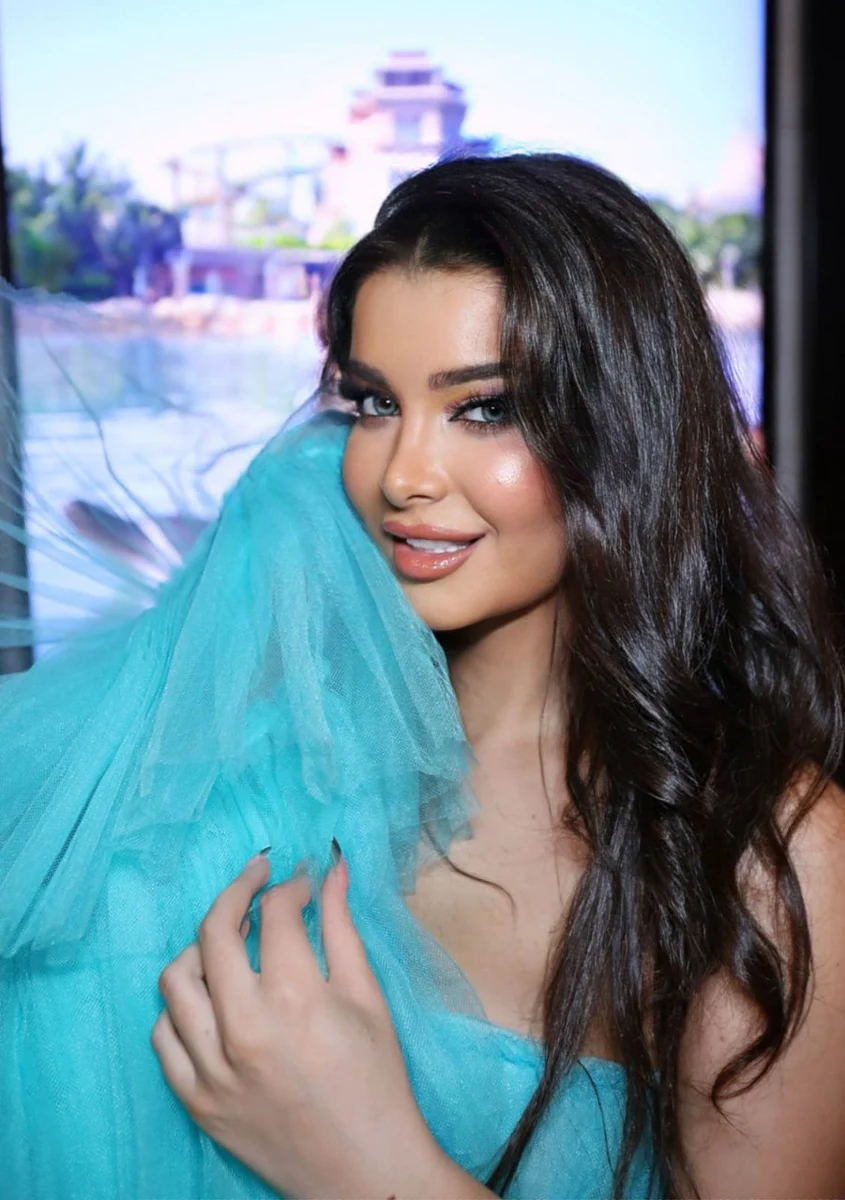 Кассандра escort in Tyumen