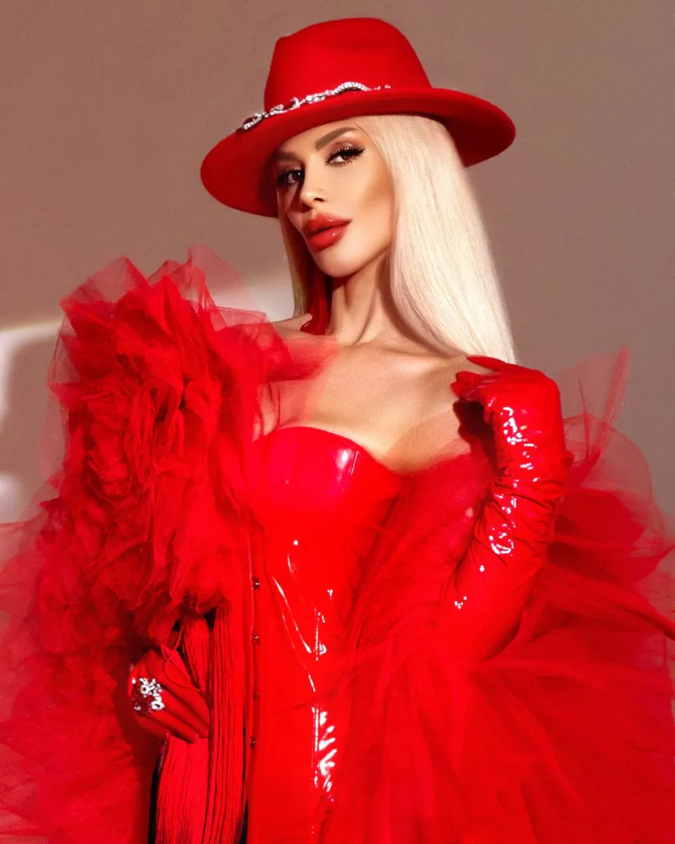 Кейла escort in Tyumen