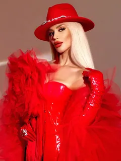 Кейла escort in Tyumen