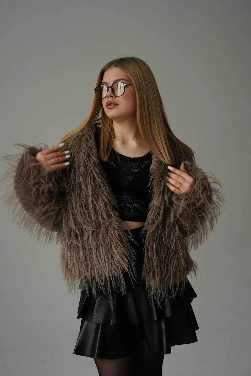 Кэролайн escort in Tyumen