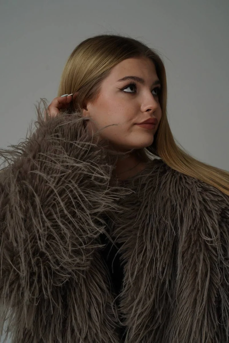 Кэролайн escort in Tyumen