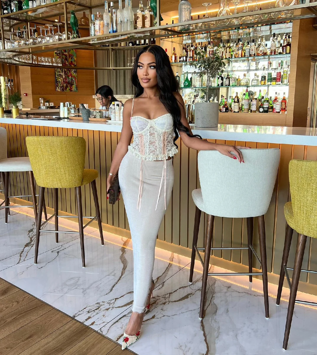 Кэсси escort in Tyumen