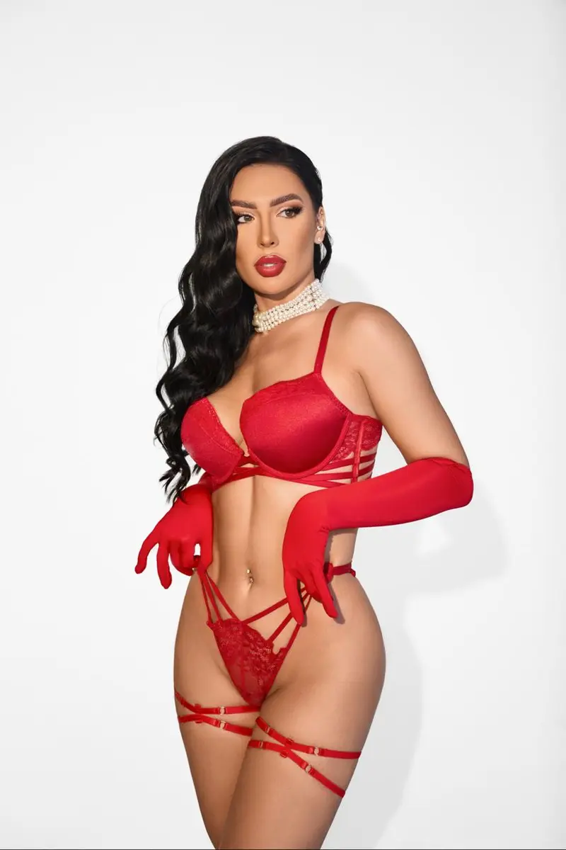 Клоя escort in Tyumen