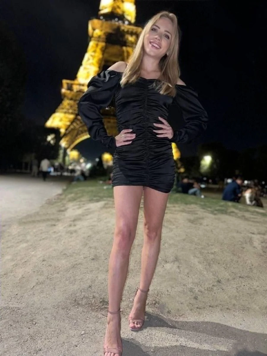 Кристен escort in Tyumen