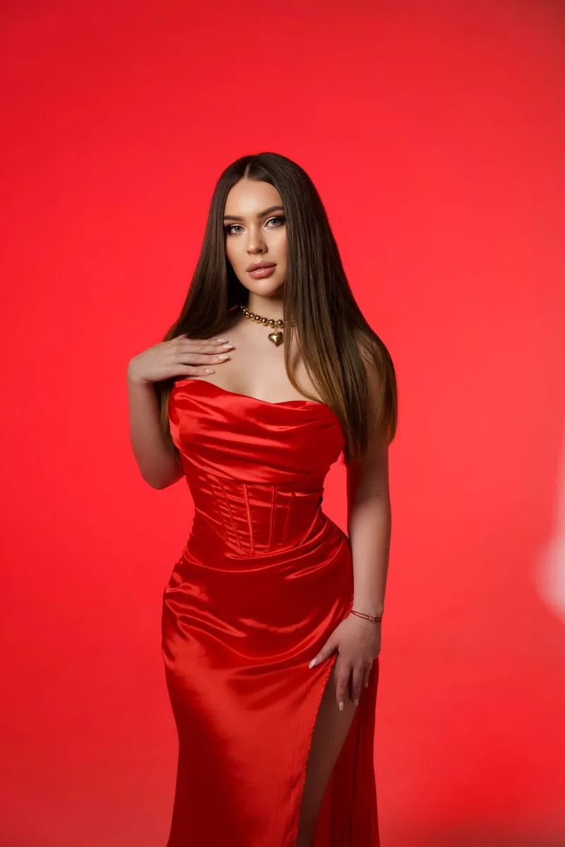 Ксения escort in Tyumen