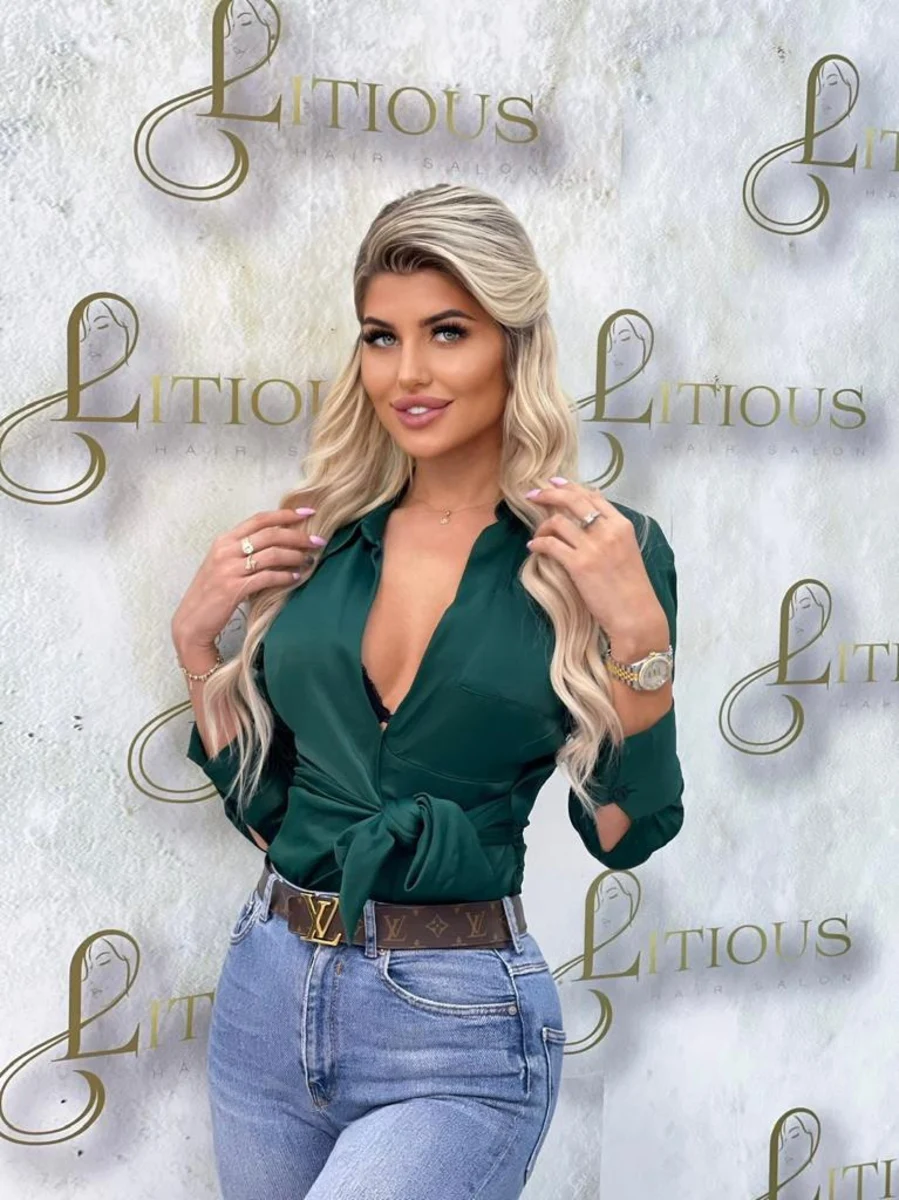 Лаура escort in Tyumen