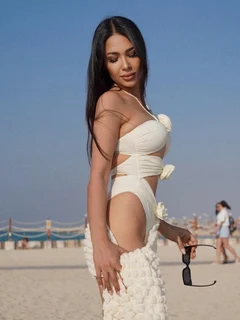 Лейла escort in Tyumen