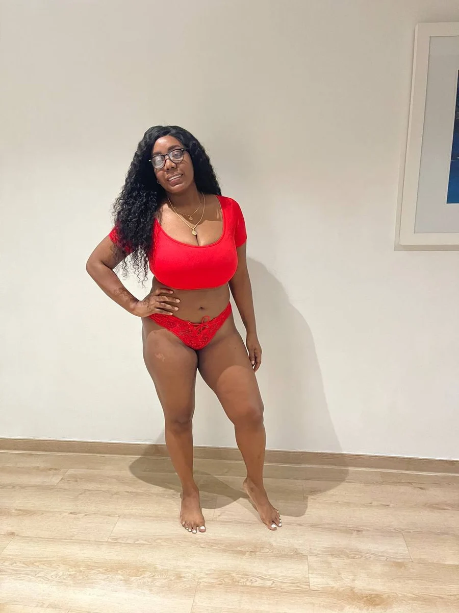 Лия escort in Tyumen