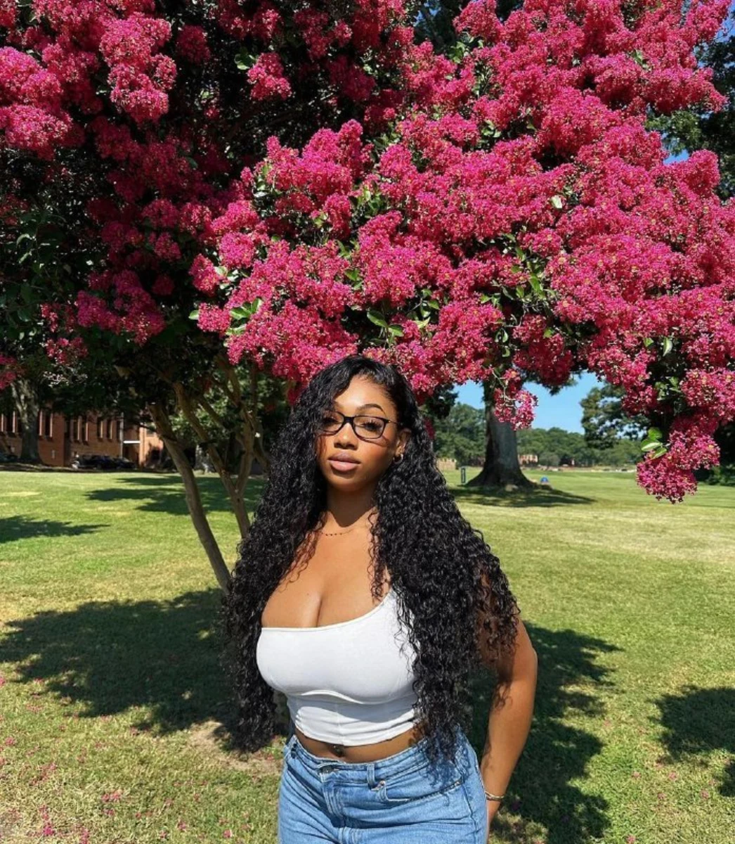 Лия escort in Tyumen