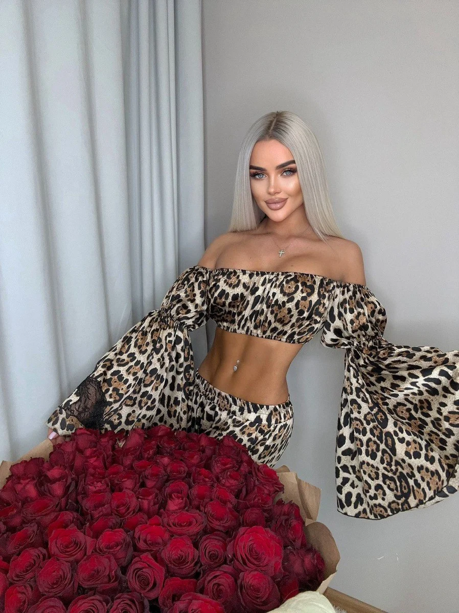 Лиана escort in Tyumen