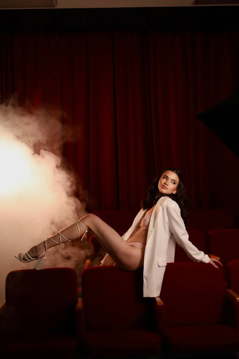 Лилиана escort in Tyumen