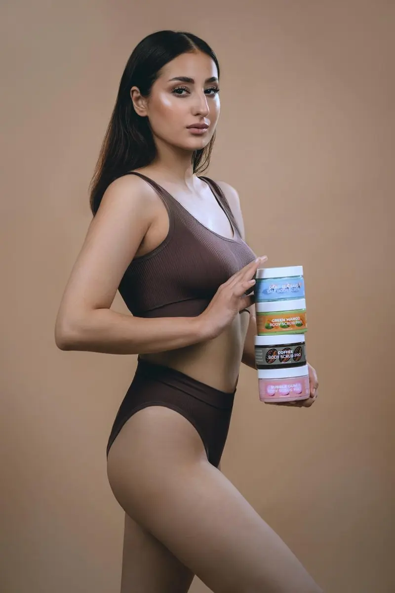 Лима escort in Tyumen