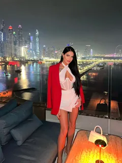 Мариетта escort in Tyumen