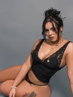 Мелания escort in Tyumen