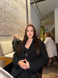 Молли escort in Tyumen