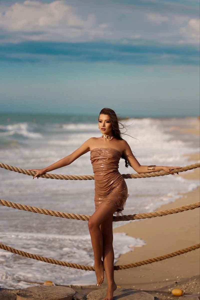 Настя escort in Tyumen