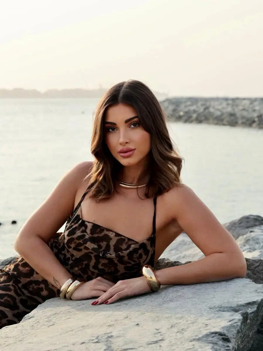 Нэнси escort in Tyumen