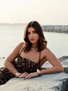 Нэнси escort in Tyumen