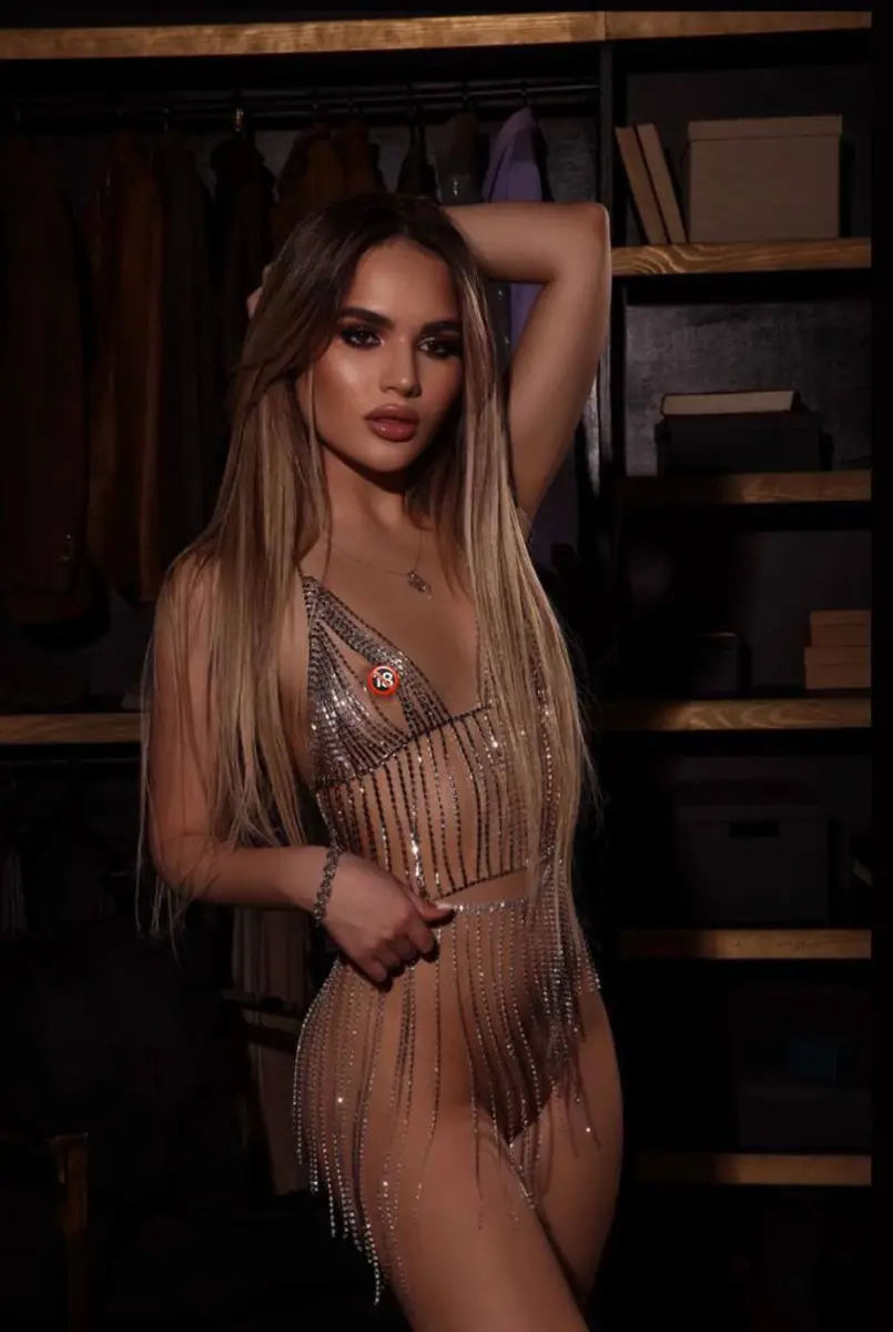 Нита escort in Tyumen