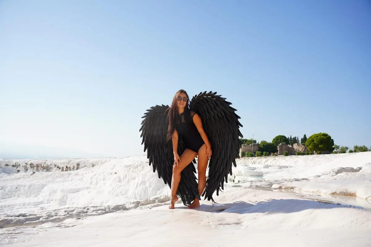 Паула escort in Tyumen