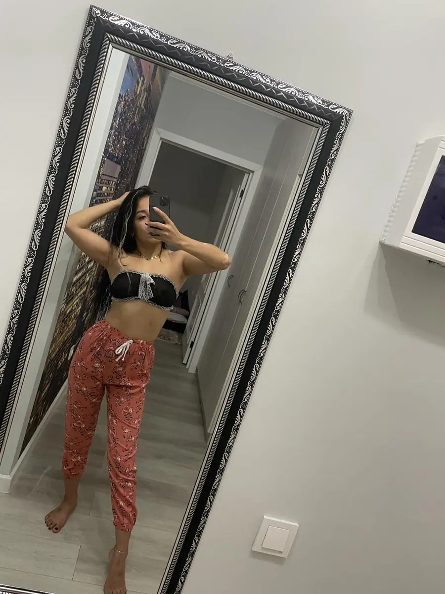 Паула escort in Tyumen