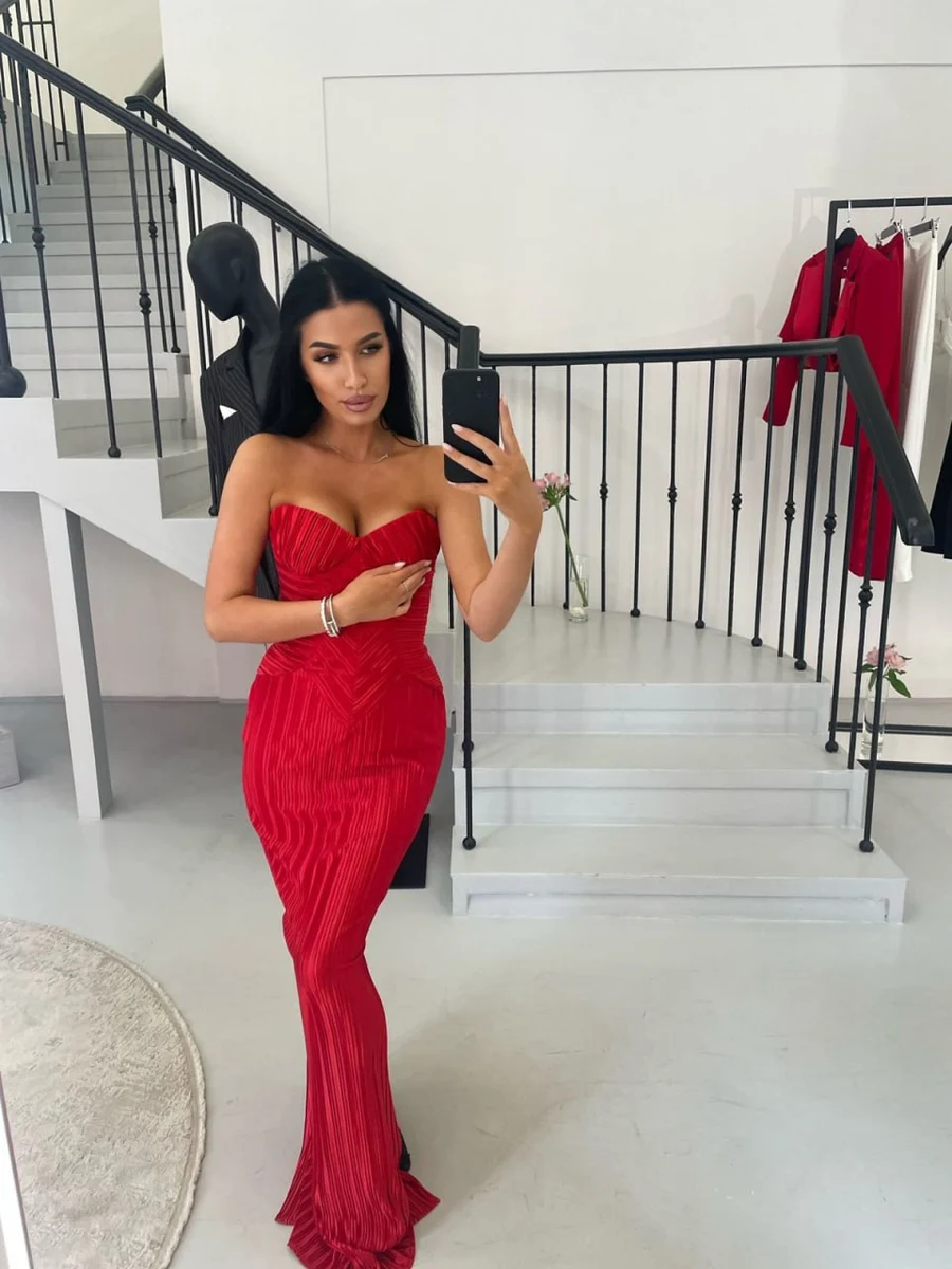 Рузанна escort in Tyumen