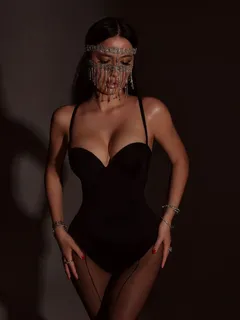 Рузанна escort in Tyumen