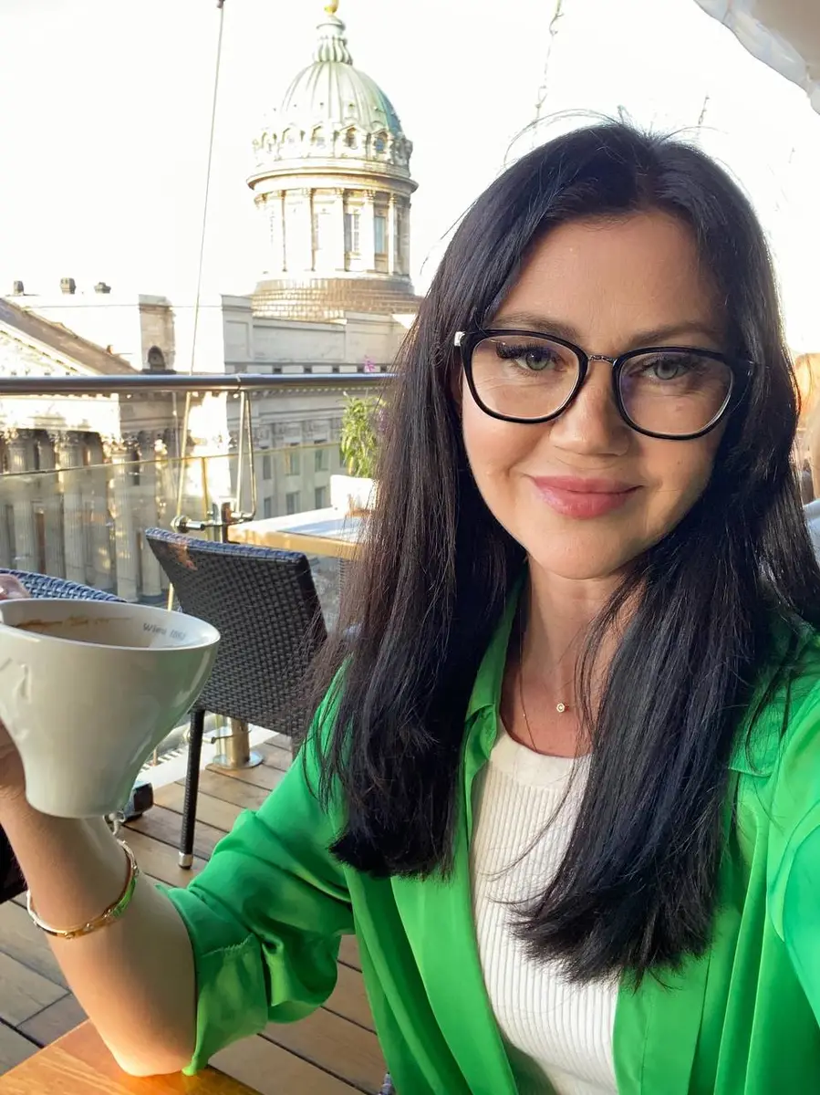 Саша escort in Tyumen