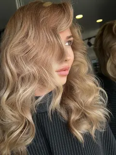 Сисилия escort in Tyumen