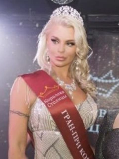 Светлана escort in Tyumen