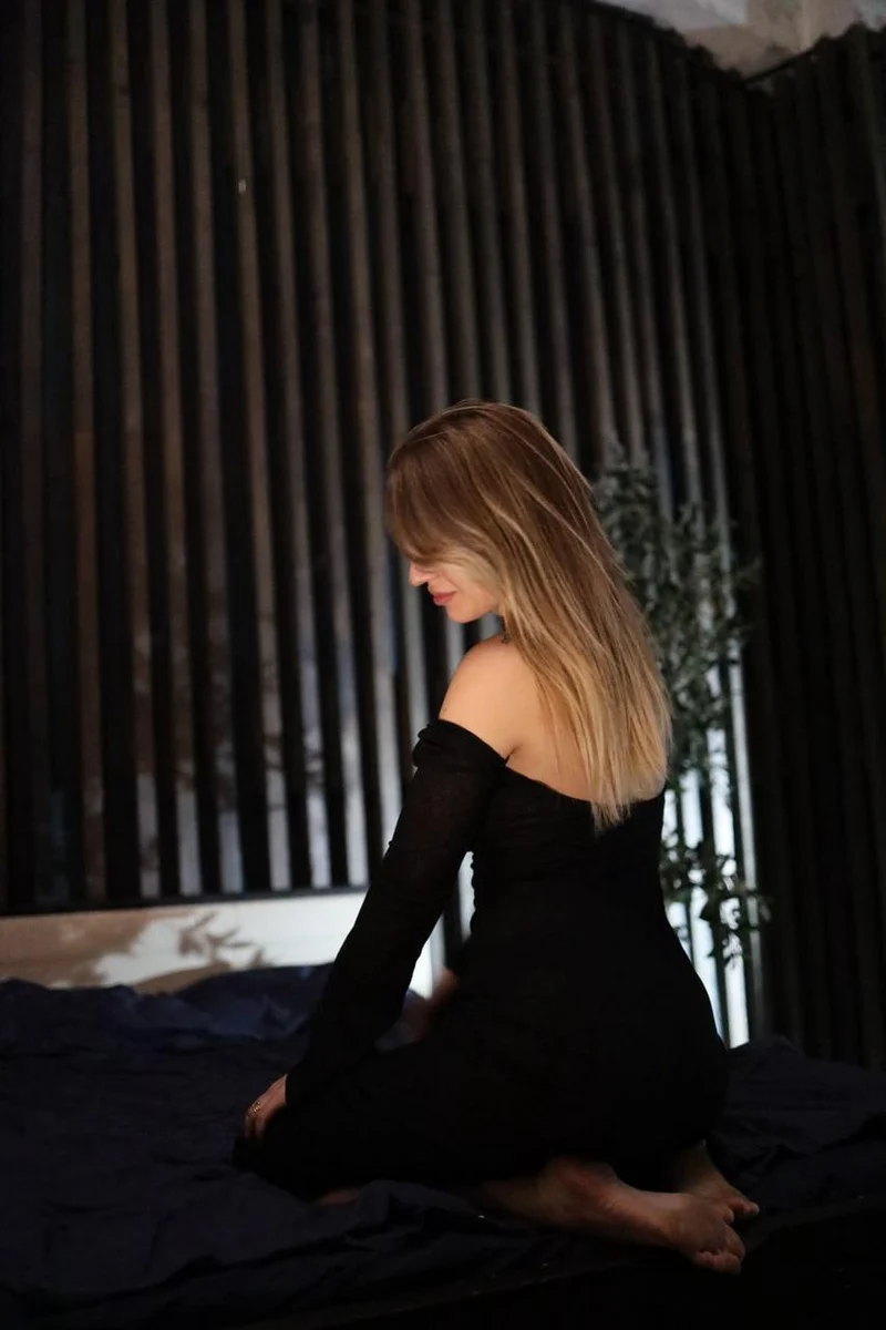 Теона escort in Tyumen