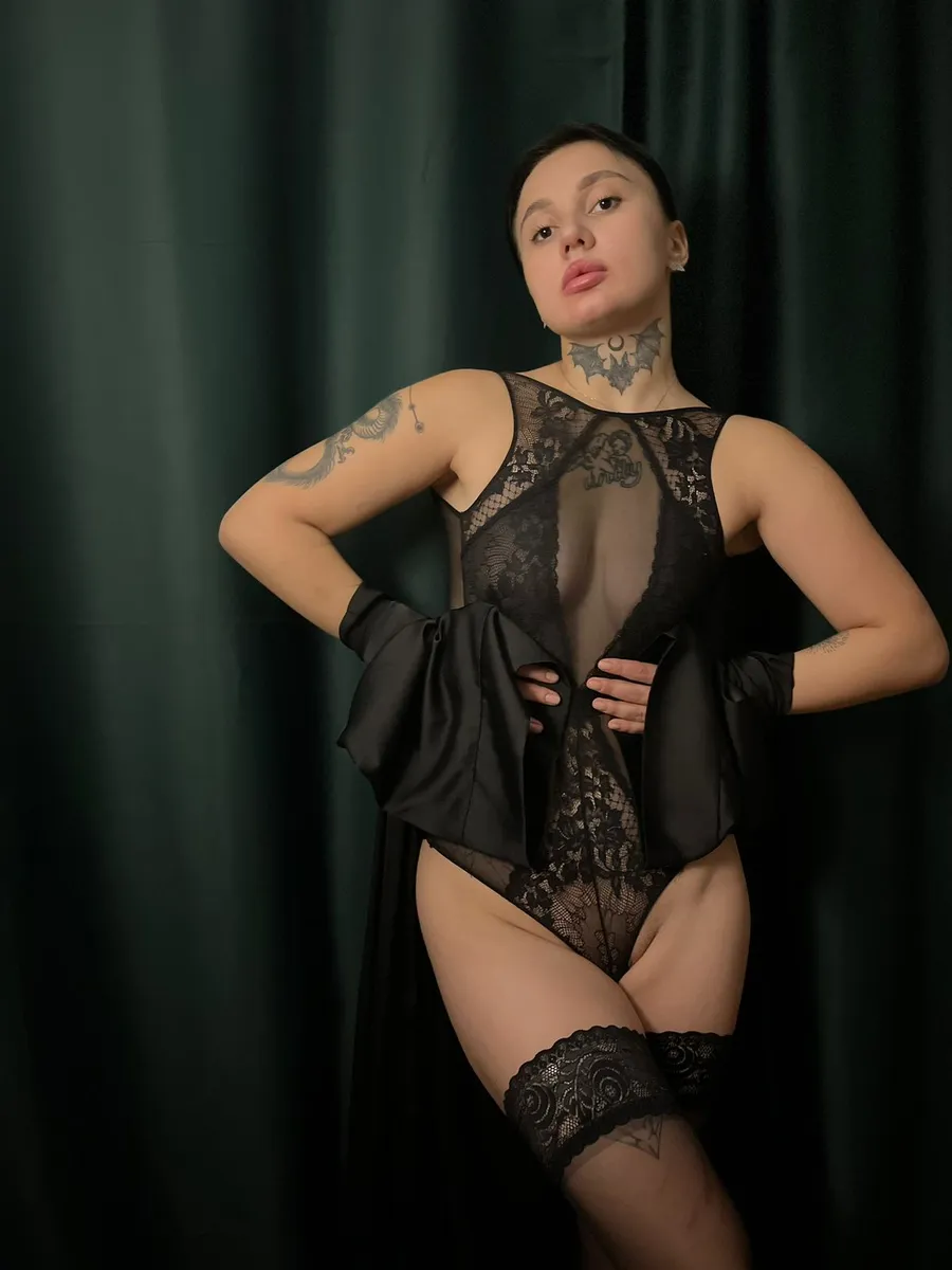 Жаклин escort in Tyumen