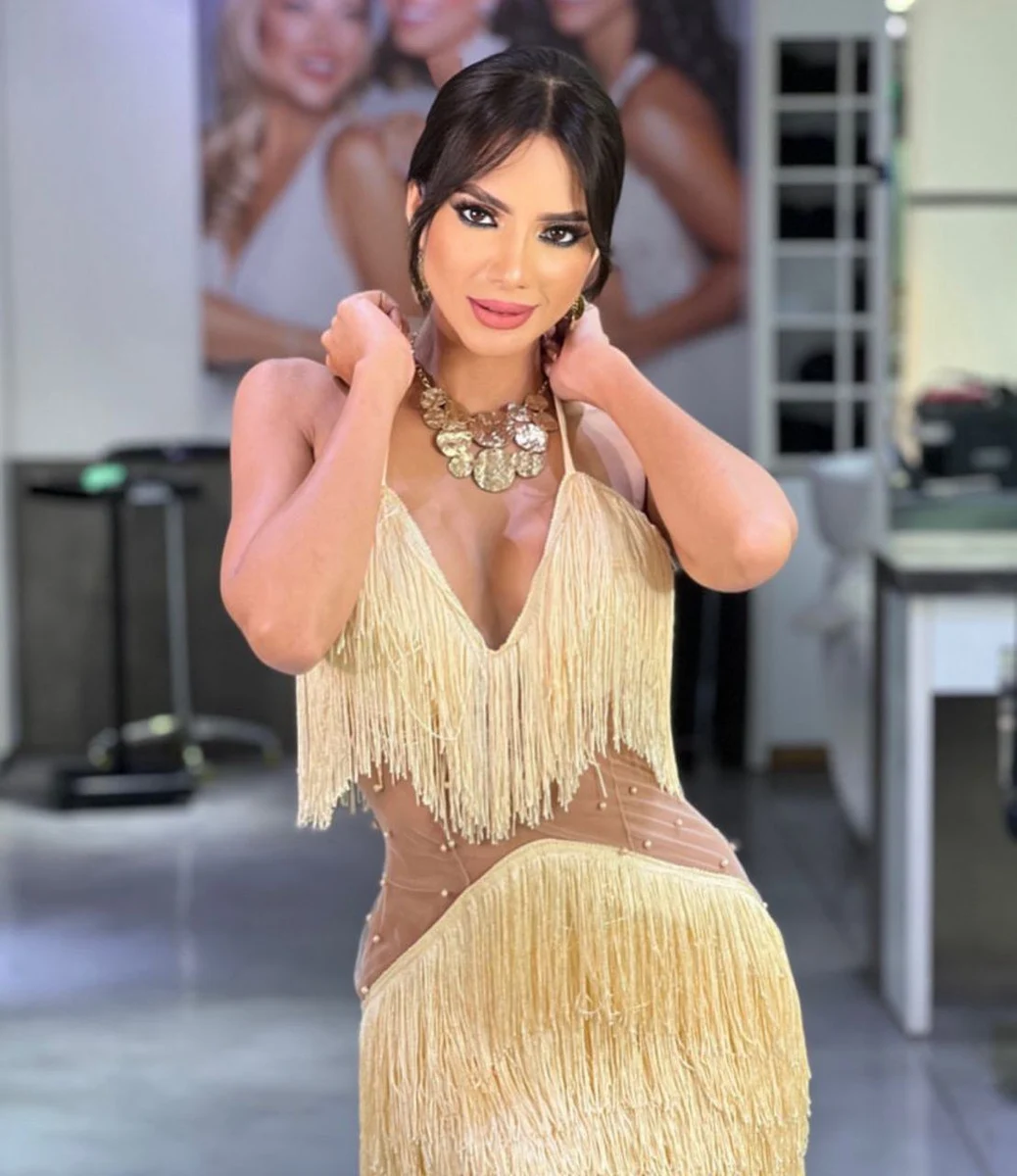 Зарина escort in Tyumen